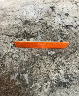 Dodge Challenger Front fender indicator light 68195788AB 414415