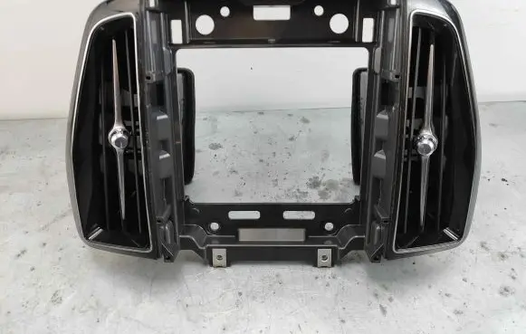 Volvo XC60 Dash center air vent grill 31417738