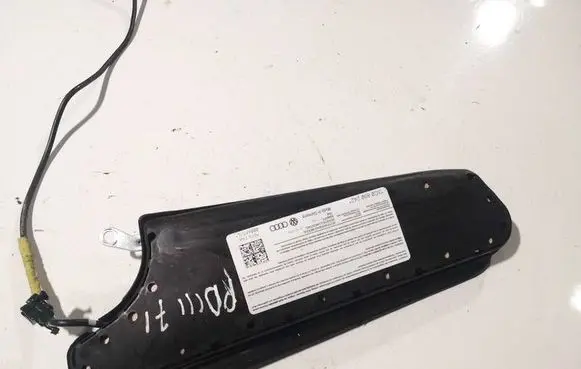 Volkswagen PASSAT B6 Seat airbag 3C0880242