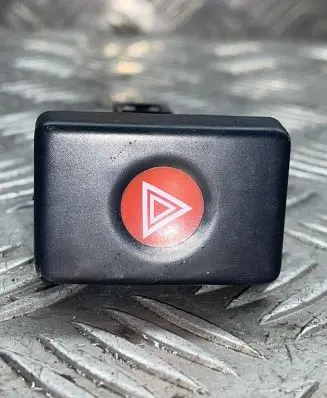 Dacia Logan I Hazard light switch