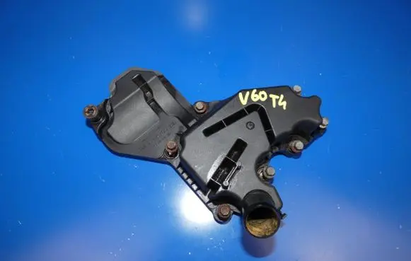 Volvo V60 Breather/breather pipe/hose BM5G6A785BB