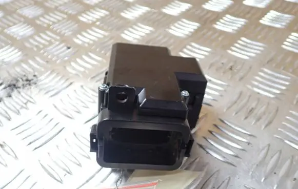 Audi A4 S4 B8 8K Ignition lock 8K0909131D 3330430103