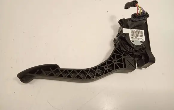 Peugeot 308 Accelerator throttle pedal 86ET34 0456758