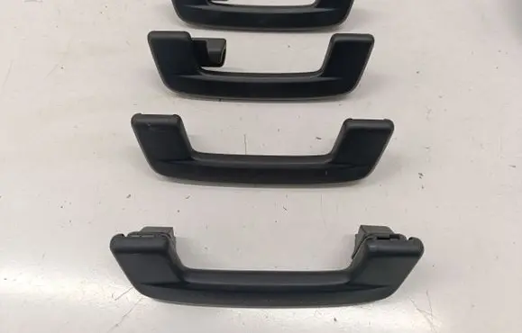 Volkswagen ID.4 A set of handles for the ceiling 