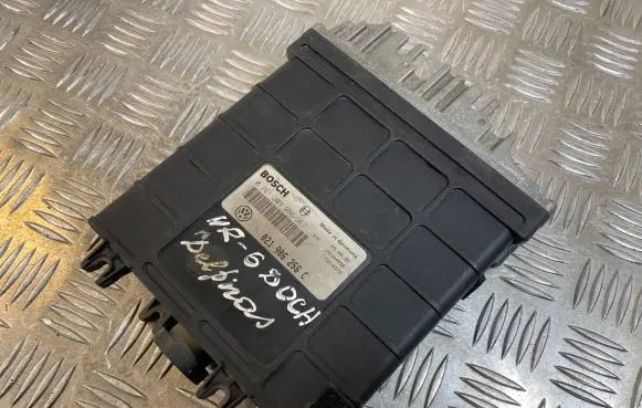 Volkswagen PASSAT B4 Engine control unit/module 021906256C 0261203966