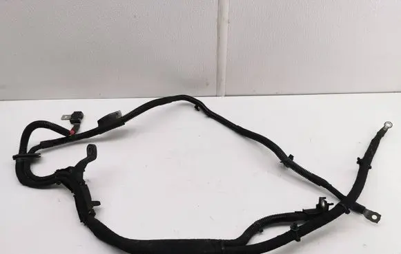 Volvo V70 Positive cable (battery) 
