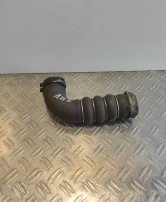 Audi A4 S4 B7 8E 8H Intercooler hose/pipe