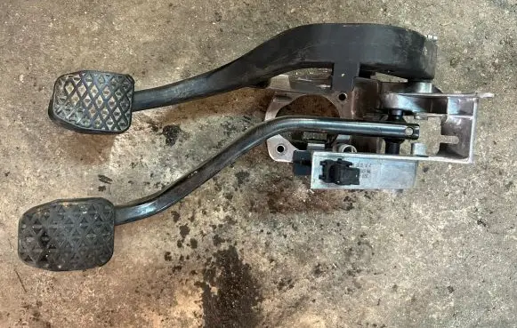 BMW 3 E90 E91 Pedal assembly 6778977