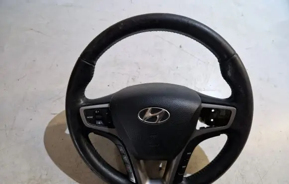 Hyundai i40 Steering wheel 561133Z000