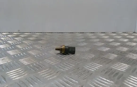 Coolant temperature sensor