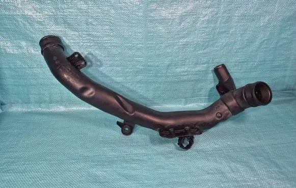 Volkswagen PASSAT B7 Intercooler hose/pipe 5N0145840C PA66GF201