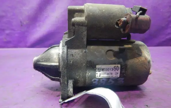 Mitsubishi Lancer Starter motor M002T44781