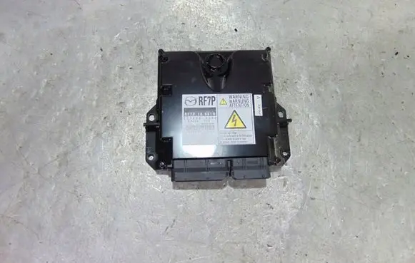 Mazda 5 Engine control unit/module 2758006680