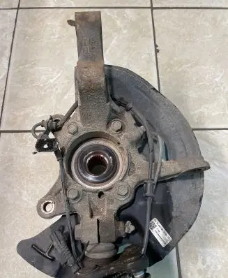 KIA Sportage Front wheel hub spindle knuckle
