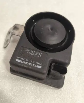 Alarm system siren