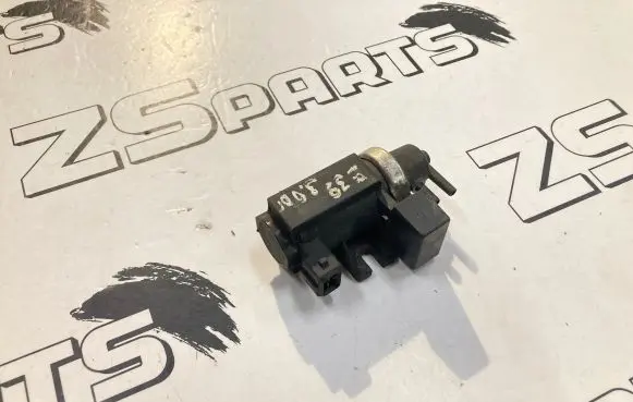 BMW 5 E39 Turbo system vacuum part 1006
