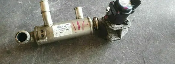 Ford Focus EGR valve cooler 9672880080