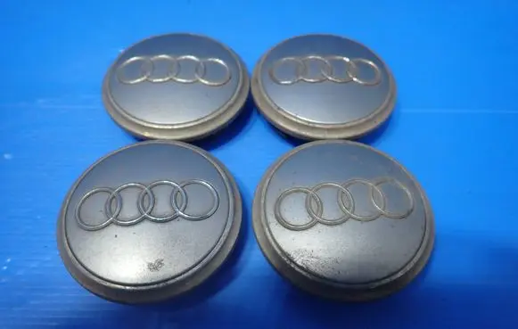 Audi Q7 4L Original wheel cap 4L0601170