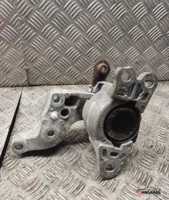 Opel Vivaro Engine mount bracket 112101360r