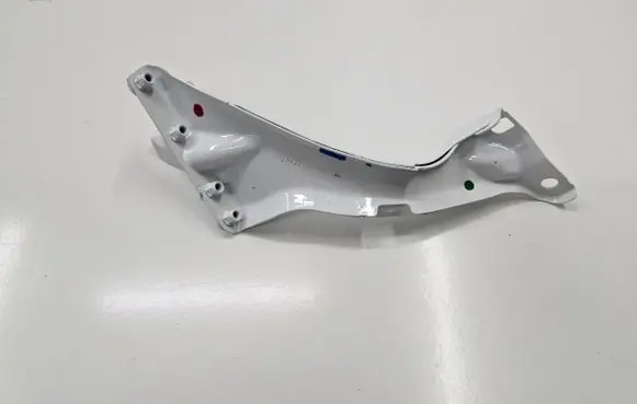Audi A6 S6 C7 4G Fender mounting bracket 4G0805815