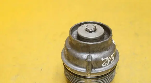Toyota Avensis T250 Engine mount vacuum valve 