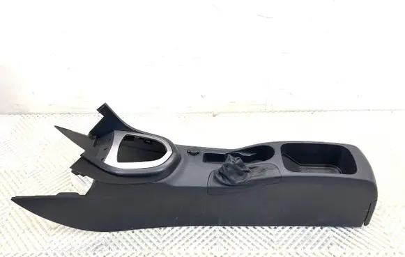 Peugeot 308 Center console 