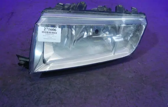 Skoda Fabia Mk2 (5J) Headlight/headlamp