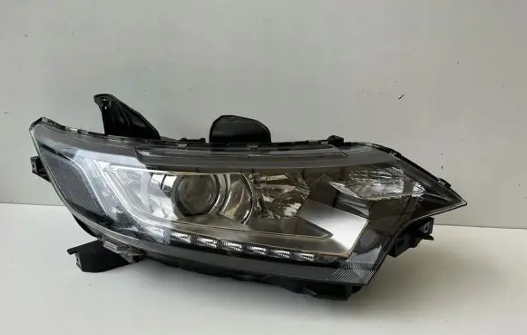 Mitsubishi Outlander Headlight/headlamp