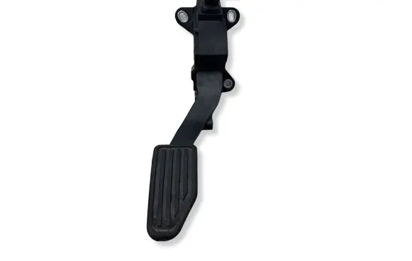 Toyota Yaris Accelerator throttle pedal 781100D120 18331273872