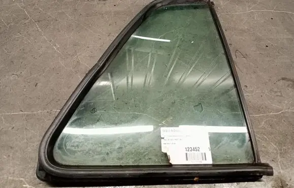 Volkswagen Golf II Rear side window