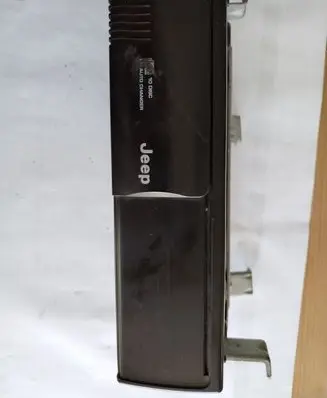 Jeep Grand Cherokee (WJ) CD/DVD changer P56042129AG