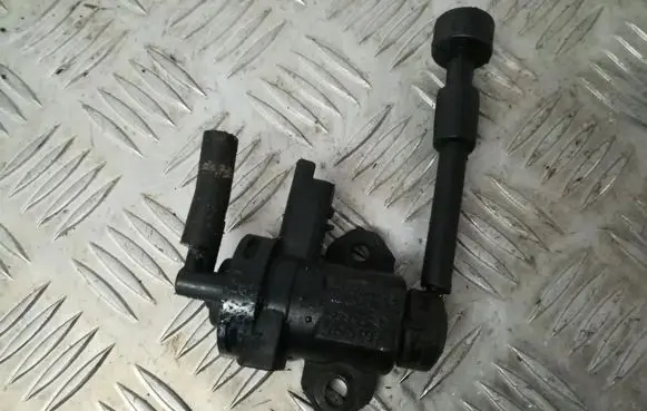 Citroen C5 Turbo solenoid valve 9635704380 0928400414