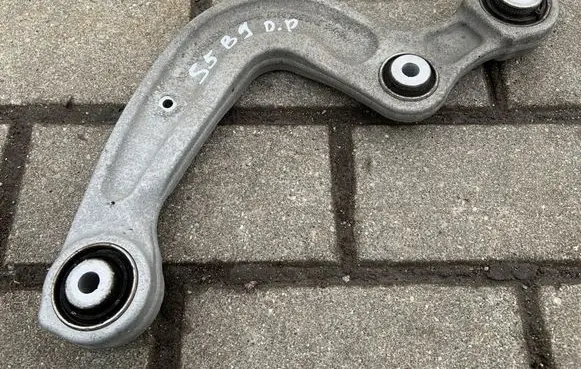 Audi A5 Rear control arm 8W0505361E 8W0505324F