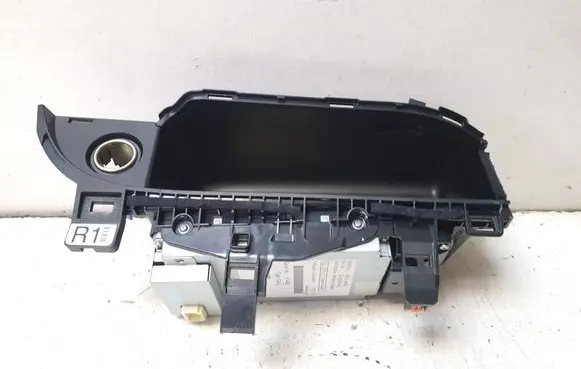 Lexus RX 450H Other devices 861C048020
