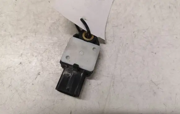 Toyota Yaris Airbag deployment crash/impact sensor 898310D010 3517628372