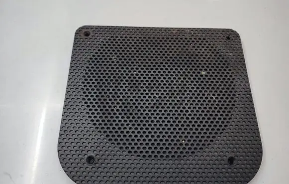 Mini Cooper Countryman R60 Subwoofer grill/trim 9800513