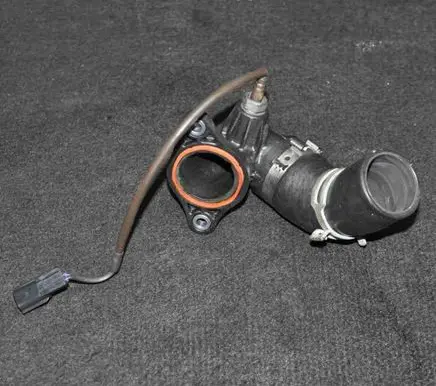 Nissan Qashqai Other engine bay part 147138491R