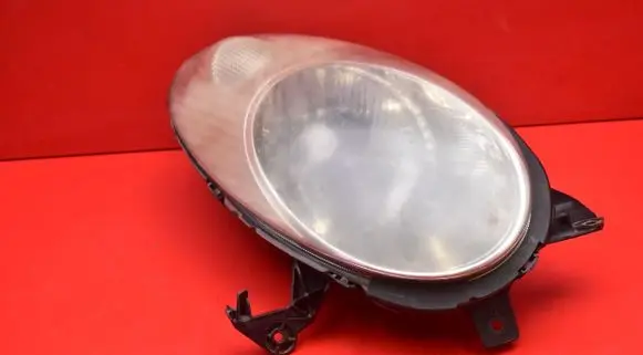 Nissan Micra Headlight/headlamp 26060AX700
