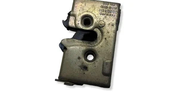 Audi 80 90 B3 Rear door lock 893839016C