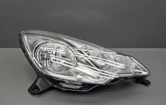 Citroen C3 Headlight/headlamp 1606931480 9673814380 9673814480