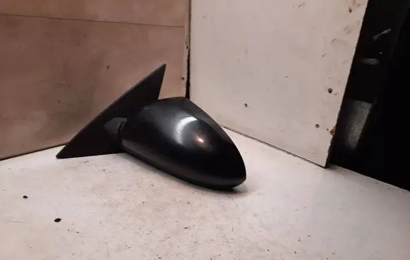Nissan Primera Front door electric wing mirror 024180