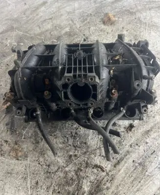 Opel Corsa B Intake manifold 