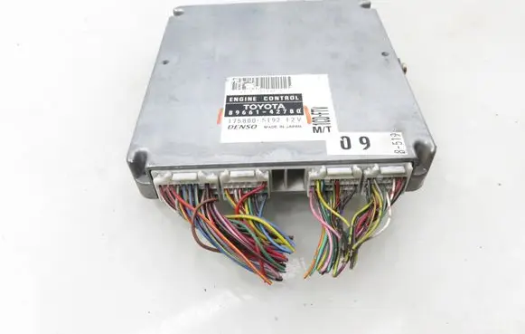 Toyota RAV 4 (XA20) Engine control unit/module 1758005192 8966142780