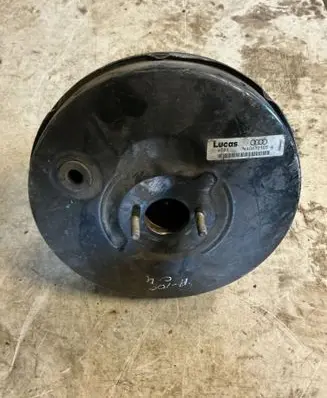 Audi 100 S4 C4 Brake booster 4A0612105Q