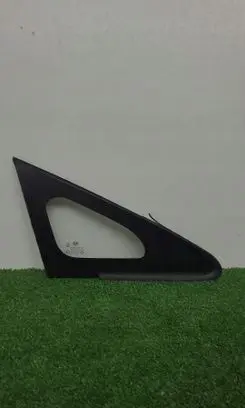 KIA Rio Front triangle window/glass 