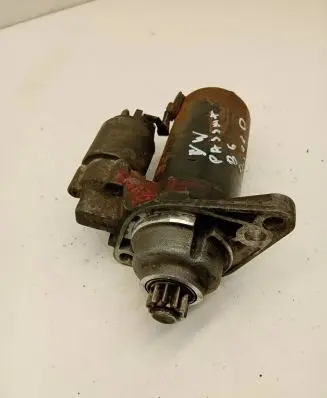 Volkswagen PASSAT B6 Starter motor 02Z911023