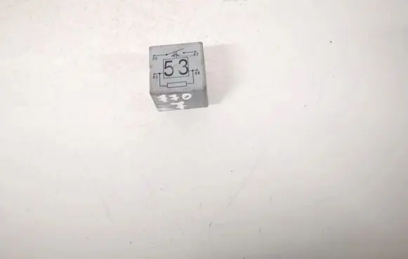 Volkswagen Touran I Other relay 141951253b 20240072