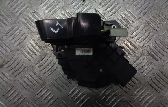 Ford Focus Rear door lock
