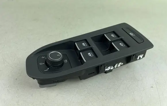 Volkswagen Golf VIII Electric window control switch 5H0867255 3G0959565A