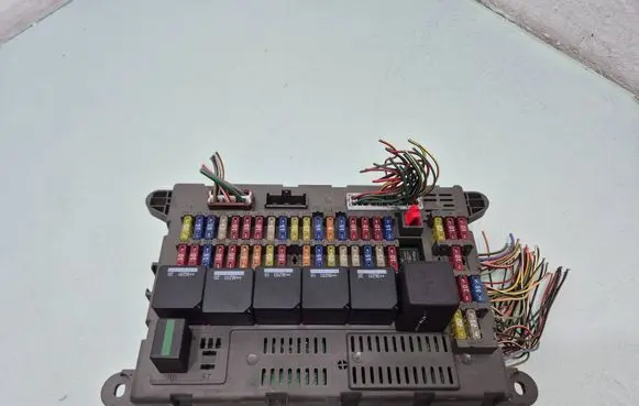 Land Rover Freelander Fuse module 53070143B